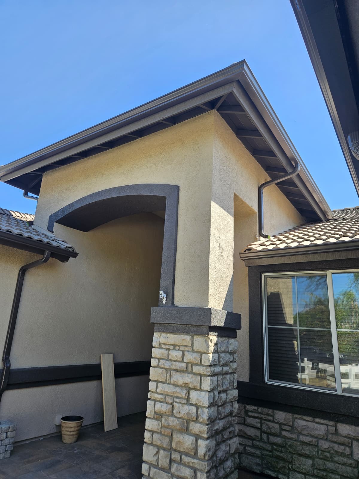Rain gutter installation project