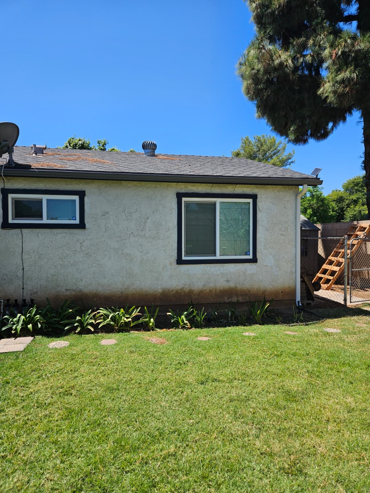 Rain gutter installation project