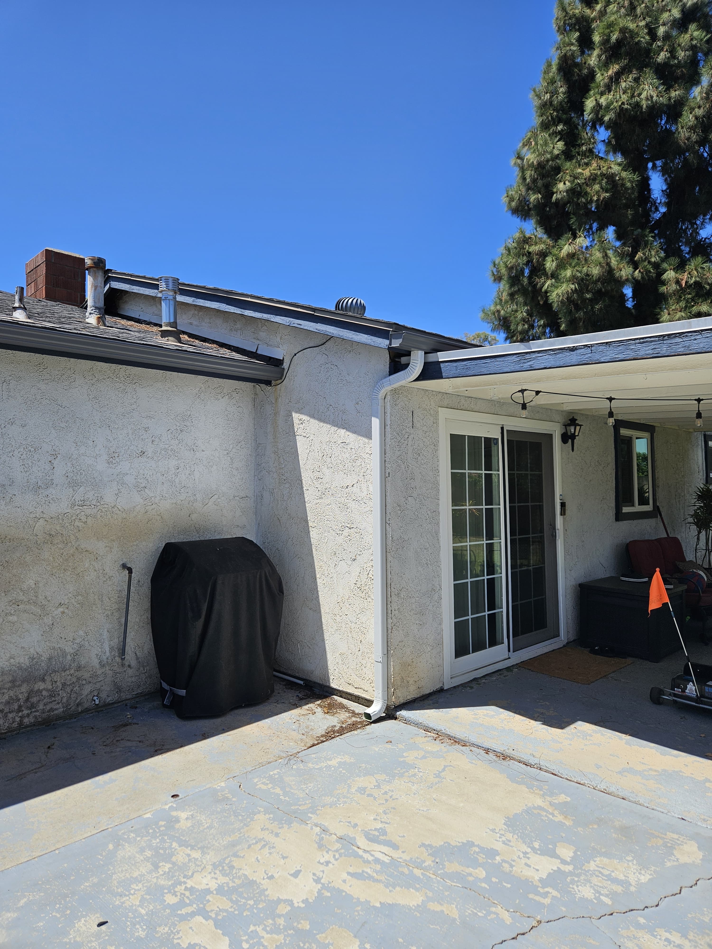 Rain gutter installation project