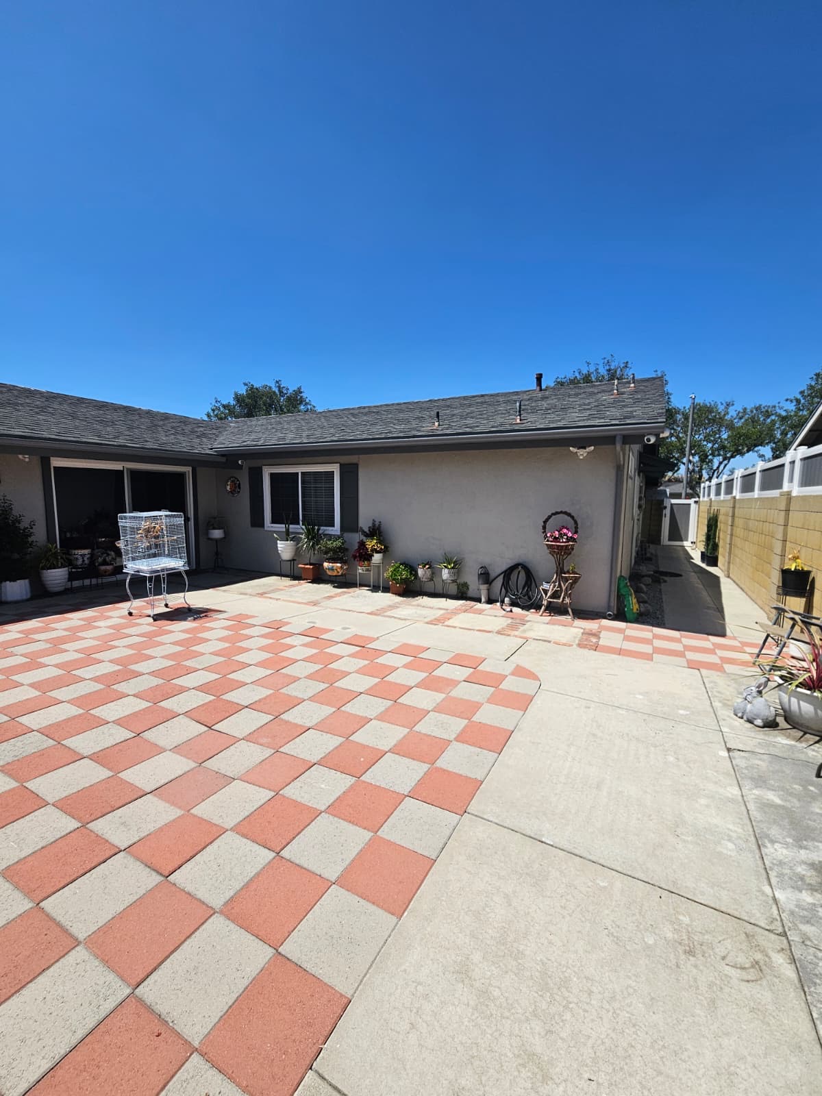 Rain gutter installation project