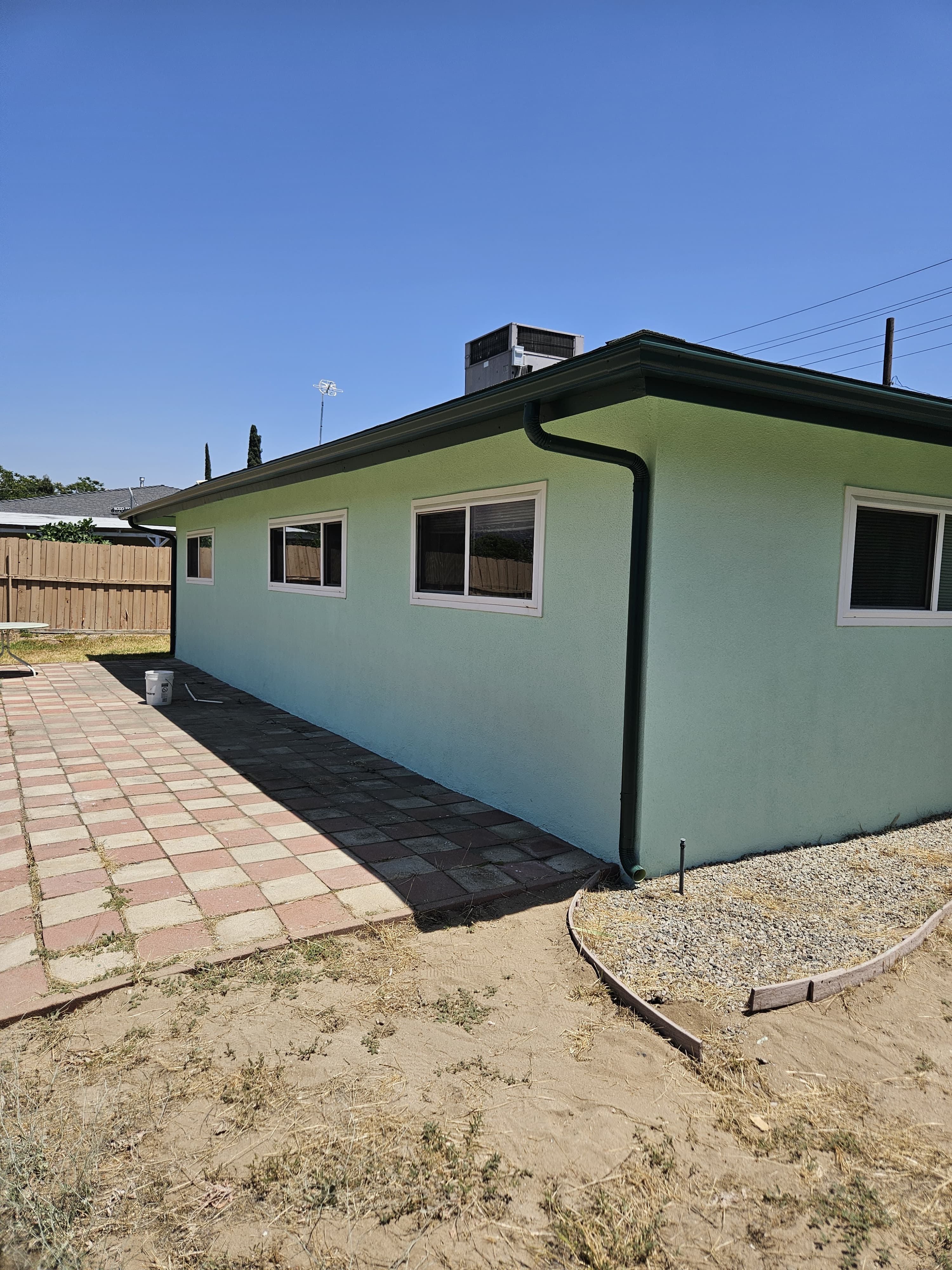 Rain gutter installation project